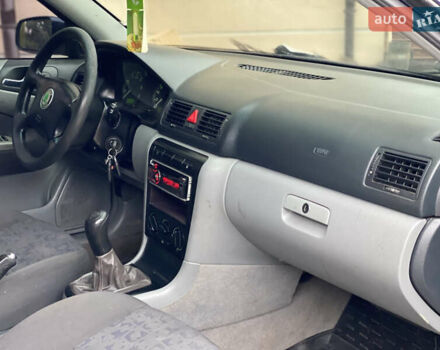 Синий Шкода Октавия, объемом двигателя 1.6 л и пробегом 230 тыс. км за 3499 $, фото 38 на Automoto.ua