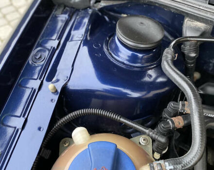 Синий Шкода Октавия, объемом двигателя 1.6 л и пробегом 230 тыс. км за 3499 $, фото 60 на Automoto.ua