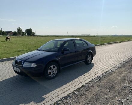 Синий Шкода Октавия, объемом двигателя 1.8 л и пробегом 344 тыс. км за 3550 $, фото 2 на Automoto.ua