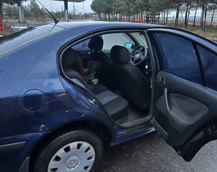 Синий Шкода Октавия, объемом двигателя 1.8 л и пробегом 300 тыс. км за 3999 $, фото 11 на Automoto.ua