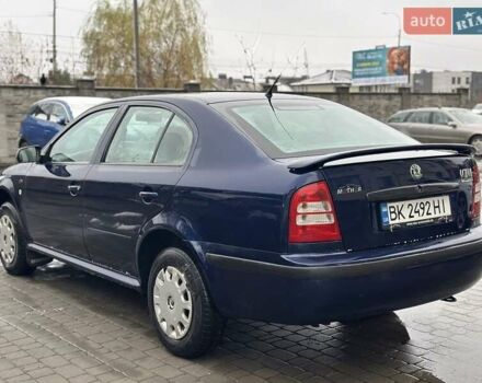 Синий Шкода Октавия, объемом двигателя 1.4 л и пробегом 220 тыс. км за 3900 $, фото 2 на Automoto.ua