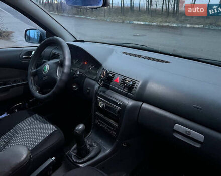 Синий Шкода Октавия, объемом двигателя 1.78 л и пробегом 300 тыс. км за 3999 $, фото 9 на Automoto.ua