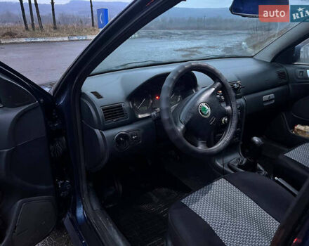 Синий Шкода Октавия, объемом двигателя 1.78 л и пробегом 300 тыс. км за 3999 $, фото 7 на Automoto.ua