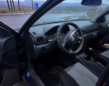 Синий Шкода Октавия, объемом двигателя 1.8 л и пробегом 300 тыс. км за 3999 $, фото 7 на Automoto.ua