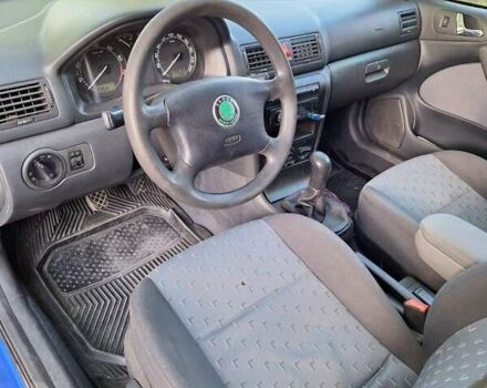 Синий Шкода Октавия, объемом двигателя 1.6 л и пробегом 277 тыс. км за 3500 $, фото 9 на Automoto.ua