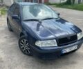 Синий Шкода Октавия, объемом двигателя 1.6 л и пробегом 353 тыс. км за 2999 $, фото 1 на Automoto.ua