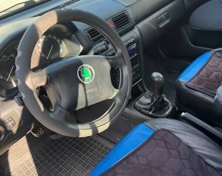 Синий Шкода Октавия, объемом двигателя 2 л и пробегом 275 тыс. км за 3500 $, фото 3 на Automoto.ua