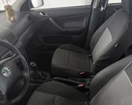 Синий Шкода Октавия, объемом двигателя 1.98 л и пробегом 270 тыс. км за 2400 $, фото 4 на Automoto.ua