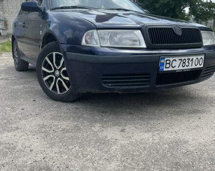 Синий Шкода Октавия, объемом двигателя 1.6 л и пробегом 353 тыс. км за 2999 $, фото 1 на Automoto.ua