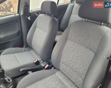 Синий Шкода Октавия, объемом двигателя 1.6 л и пробегом 150 тыс. км за 4899 $, фото 43 на Automoto.ua