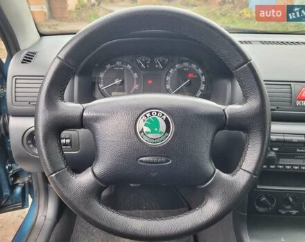 Синий Шкода Октавия, объемом двигателя 1.6 л и пробегом 150 тыс. км за 4899 $, фото 39 на Automoto.ua