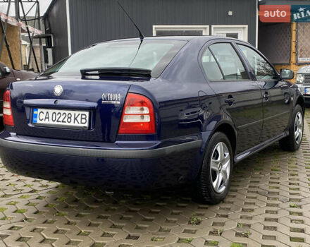 Синій Шкода Октавія, об'ємом двигуна 1.6 л та пробігом 240 тис. км за 4800 $, фото 11 на Automoto.ua