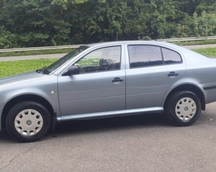 Синий Шкода Октавия, объемом двигателя 1.6 л и пробегом 215 тыс. км за 3550 $, фото 1 на Automoto.ua