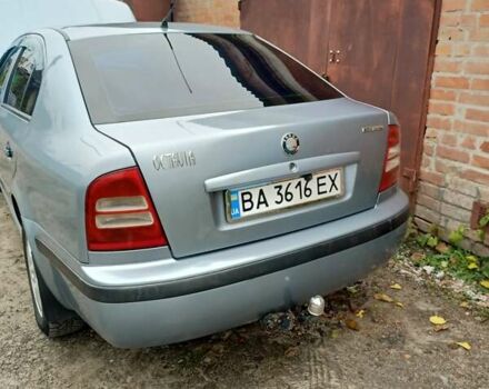 Синій Шкода Октавія, об'ємом двигуна 1.78 л та пробігом 250 тис. км за 4500 $, фото 4 на Automoto.ua