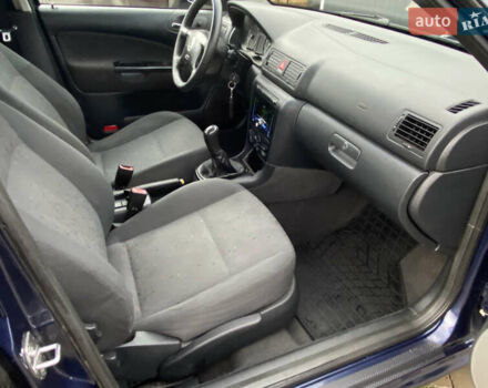 Синій Шкода Октавія, об'ємом двигуна 1.6 л та пробігом 240 тис. км за 4800 $, фото 16 на Automoto.ua