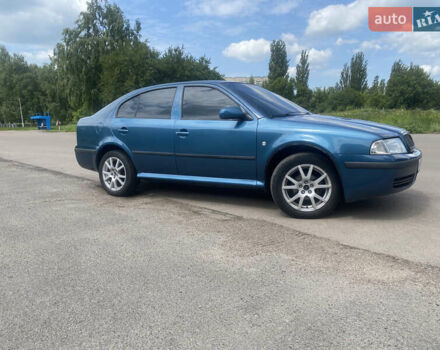 Синий Шкода Октавия, объемом двигателя 1.6 л и пробегом 268 тыс. км за 4000 $, фото 1 на Automoto.ua