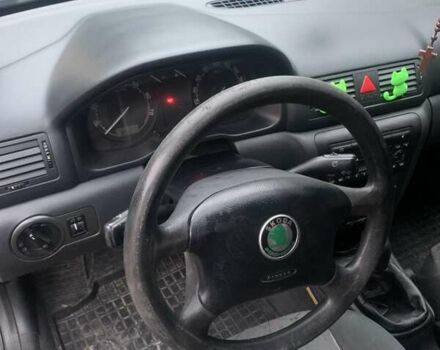 Синий Шкода Октавия, объемом двигателя 1.6 л и пробегом 242 тыс. км за 4900 $, фото 13 на Automoto.ua