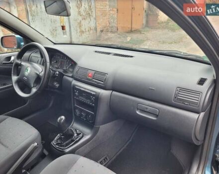 Синий Шкода Октавия, объемом двигателя 1.6 л и пробегом 150 тыс. км за 4899 $, фото 22 на Automoto.ua