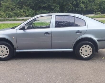 Синий Шкода Октавия, объемом двигателя 1.6 л и пробегом 215 тыс. км за 3550 $, фото 4 на Automoto.ua