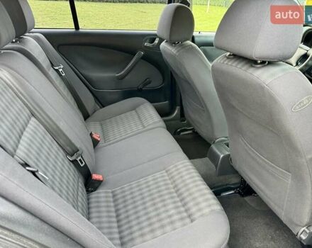 Синий Шкода Октавия, объемом двигателя 1.6 л и пробегом 235 тыс. км за 3999 $, фото 38 на Automoto.ua