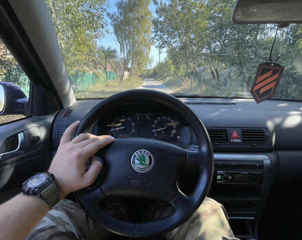 Синій Шкода Октавія, об'ємом двигуна 2 л та пробігом 265 тис. км за 5000 $, фото 5 на Automoto.ua