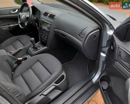 Синий Шкода Октавия, объемом двигателя 1.6 л и пробегом 211 тыс. км за 5400 $, фото 37 на Automoto.ua