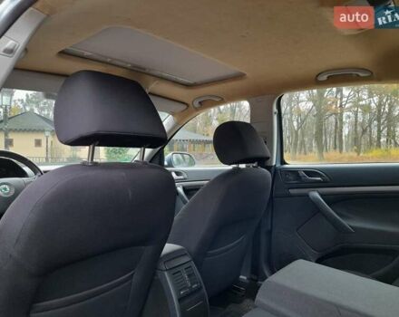 Синий Шкода Октавия, объемом двигателя 1.6 л и пробегом 211 тыс. км за 5400 $, фото 31 на Automoto.ua