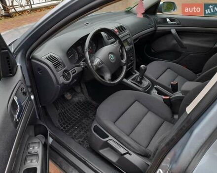 Синий Шкода Октавия, объемом двигателя 1.6 л и пробегом 211 тыс. км за 5400 $, фото 20 на Automoto.ua