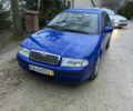 Синий Шкода Октавия, объемом двигателя 1.6 л и пробегом 141 тыс. км за 5000 $, фото 2 на Automoto.ua
