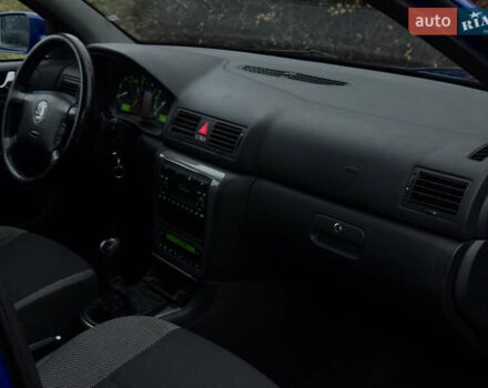 Синий Шкода Октавия, объемом двигателя 1.8 л и пробегом 263 тыс. км за 4999 $, фото 10 на Automoto.ua