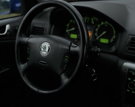 Синий Шкода Октавия, объемом двигателя 1.8 л и пробегом 263 тыс. км за 4999 $, фото 12 на Automoto.ua