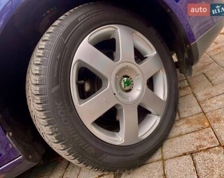 Синий Шкода Октавия, объемом двигателя 1.6 л и пробегом 189 тыс. км за 6390 $, фото 12 на Automoto.ua