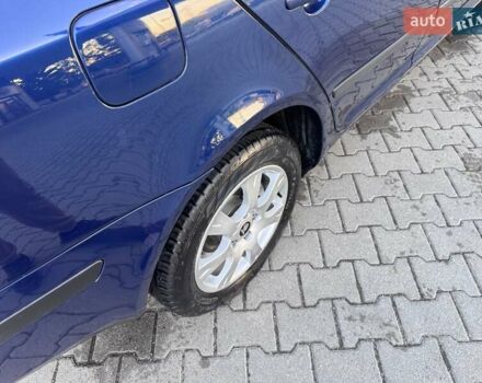 Синий Шкода Октавия, объемом двигателя 2 л и пробегом 300 тыс. км за 5700 $, фото 15 на Automoto.ua