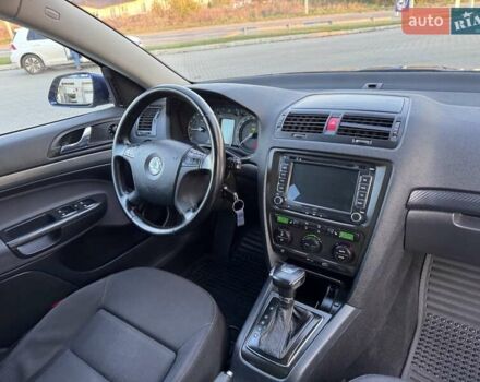 Синий Шкода Октавия, объемом двигателя 2 л и пробегом 300 тыс. км за 5700 $, фото 55 на Automoto.ua