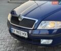 Синий Шкода Октавия, объемом двигателя 2 л и пробегом 300 тыс. км за 5700 $, фото 2 на Automoto.ua