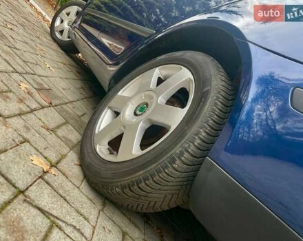 Синий Шкода Октавия, объемом двигателя 1.6 л и пробегом 189 тыс. км за 6390 $, фото 30 на Automoto.ua