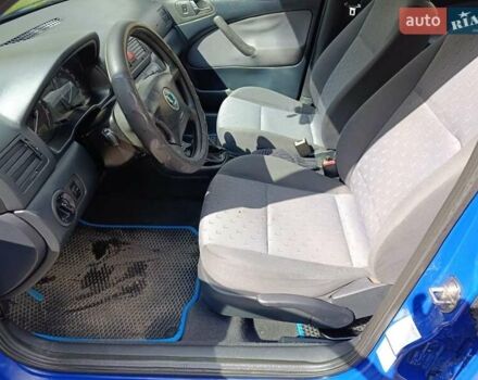 Синій Шкода Октавія, об'ємом двигуна 1.6 л та пробігом 255 тис. км за 4400 $, фото 10 на Automoto.ua