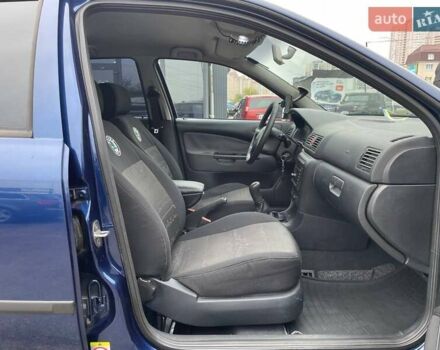 Синий Шкода Октавия, объемом двигателя 1.6 л и пробегом 289 тыс. км за 4990 $, фото 10 на Automoto.ua