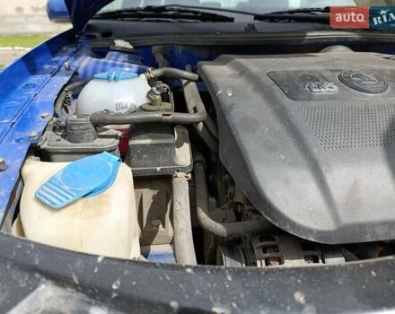 Синій Шкода Октавія, об'ємом двигуна 1.6 л та пробігом 255 тис. км за 4400 $, фото 19 на Automoto.ua