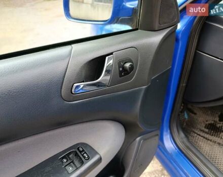 Синій Шкода Октавія, об'ємом двигуна 1.6 л та пробігом 255 тис. км за 4400 $, фото 17 на Automoto.ua