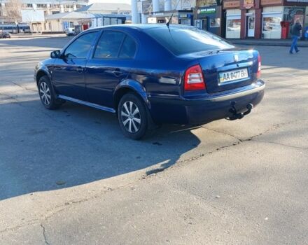 Синий Шкода Октавия, объемом двигателя 6 л и пробегом 274 тыс. км за 4000 $, фото 4 на Automoto.ua