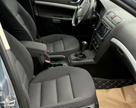 Синій Шкода Октавія, об'ємом двигуна 1.6 л та пробігом 180 тис. км за 6800 $, фото 35 на Automoto.ua