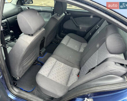 Синій Шкода Октавія, об'ємом двигуна 1.6 л та пробігом 276 тис. км за 5200 $, фото 15 на Automoto.ua