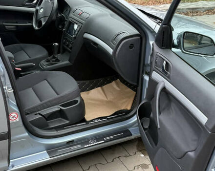 Синій Шкода Октавія, об'ємом двигуна 1.6 л та пробігом 180 тис. км за 6800 $, фото 34 на Automoto.ua