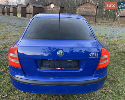 Синий Шкода Октавия, объемом двигателя 1.6 л и пробегом 243 тыс. км за 3950 $, фото 4 на Automoto.ua
