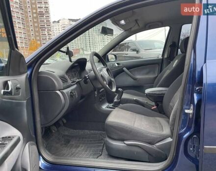 Синий Шкода Октавия, объемом двигателя 1.6 л и пробегом 289 тыс. км за 4990 $, фото 7 на Automoto.ua