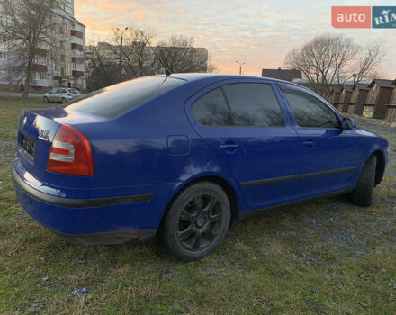 Синий Шкода Октавия, объемом двигателя 1.6 л и пробегом 243 тыс. км за 3950 $, фото 6 на Automoto.ua