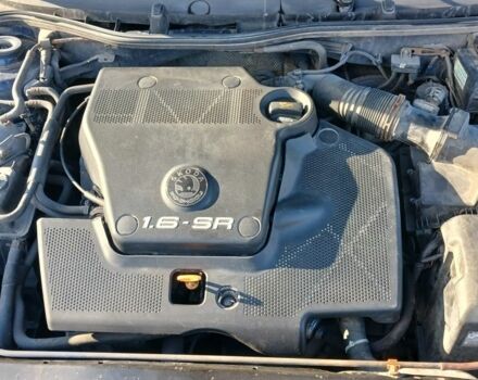 Синий Шкода Октавия, объемом двигателя 6 л и пробегом 274 тыс. км за 4000 $, фото 6 на Automoto.ua