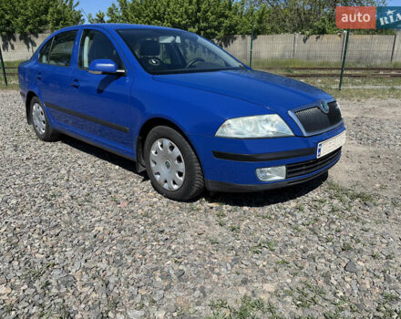 Синий Шкода Октавия, объемом двигателя 1.6 л и пробегом 243 тыс. км за 5800 $, фото 7 на Automoto.ua