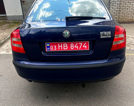 Синий Шкода Октавия, объемом двигателя 1.6 л и пробегом 196 тыс. км за 6300 $, фото 3 на Automoto.ua